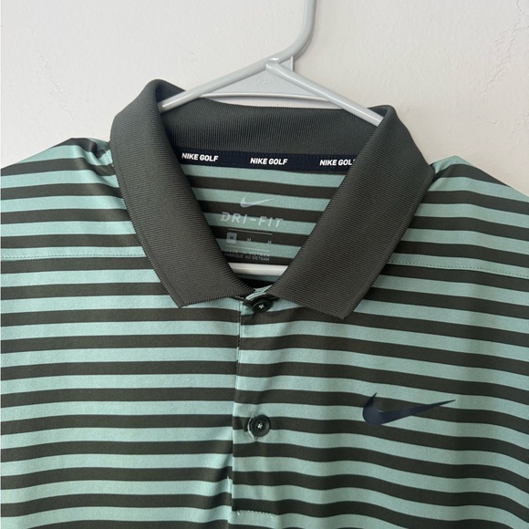 Nike Dri-FIT Victory Striped Golf Polo – Men’s Medium - Picture 5 of 10